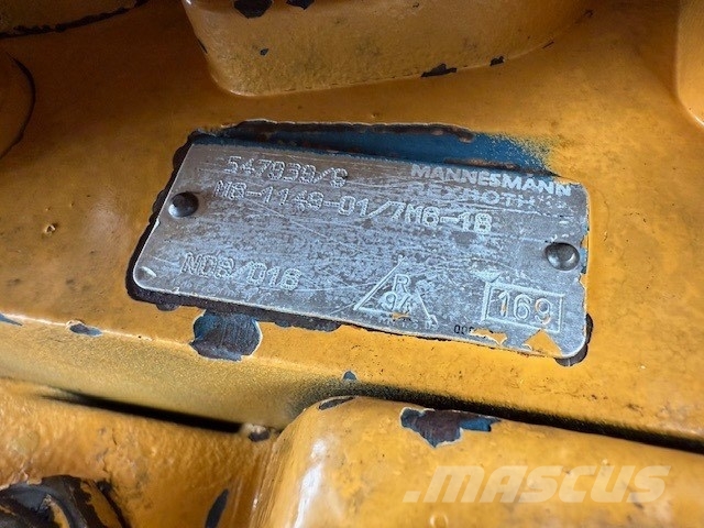 Liebherr R 900 B USED HYDRAULIC PARTS COMPLET Hydraulik