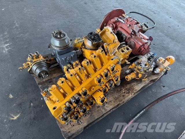 Liebherr R 900 B USED HYDRAULIC PARTS COMPLET Hydraulik