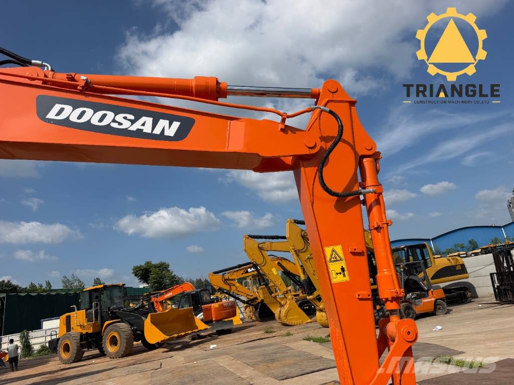 Doosan DX 75 Bagri goseničarji