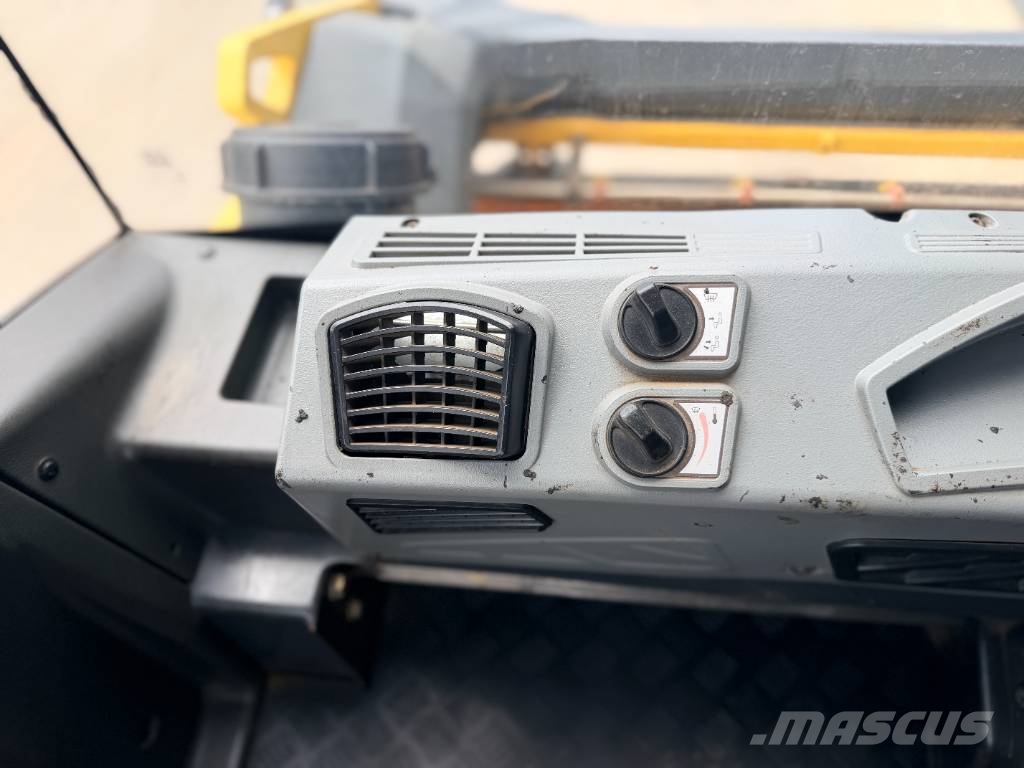 Bomag BW161AD-5 Dvojni valjarji