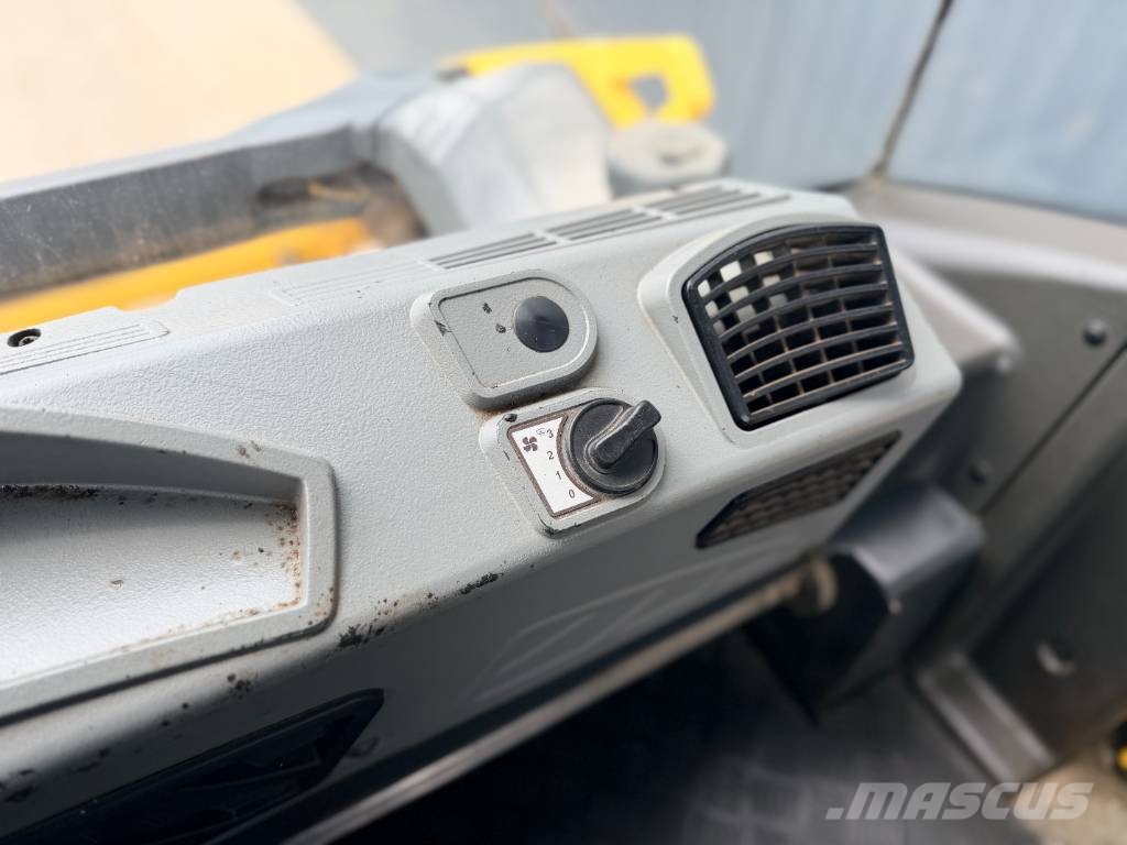 Bomag BW161AD-5 Dvojni valjarji