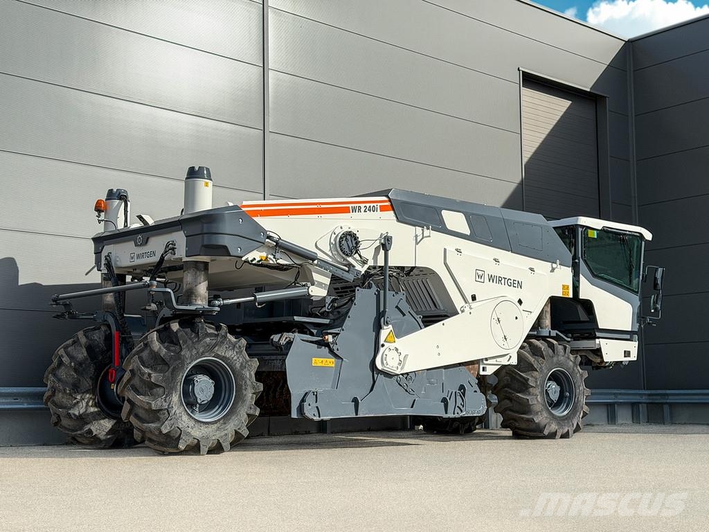 Wirtgen WR 240I Recyklovače asfaltu