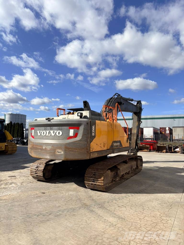 Volvo EC 250 EL Escavadeiras de esteiras