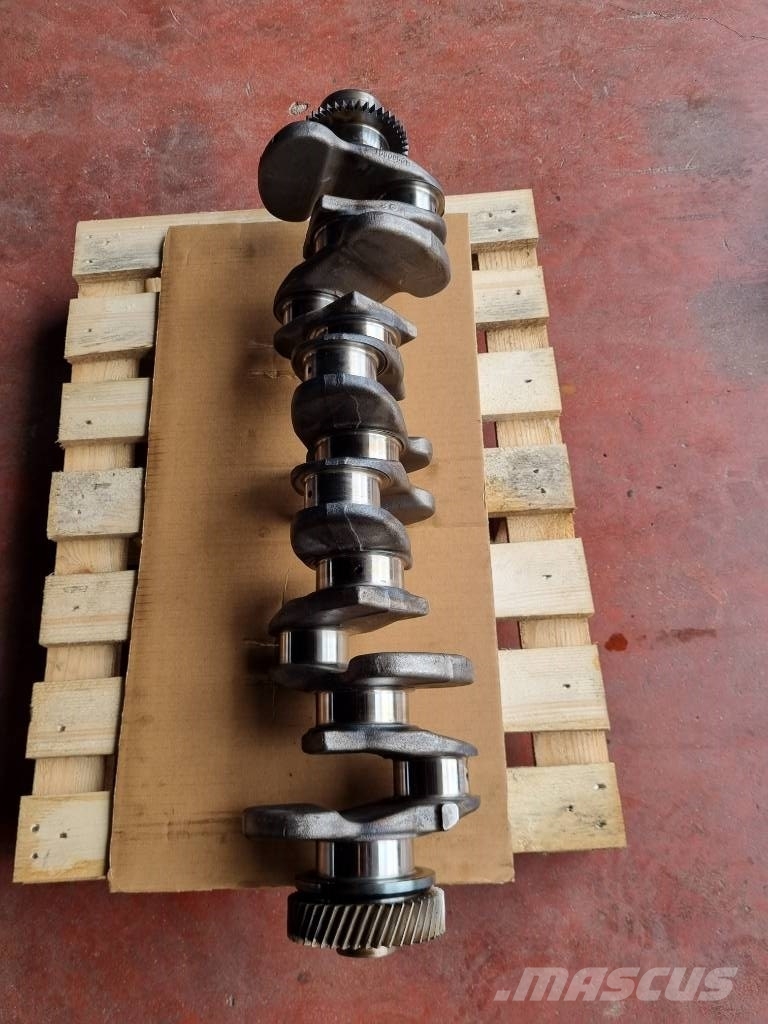 Mercedes-Benz CYLINDER HEAD Engines
