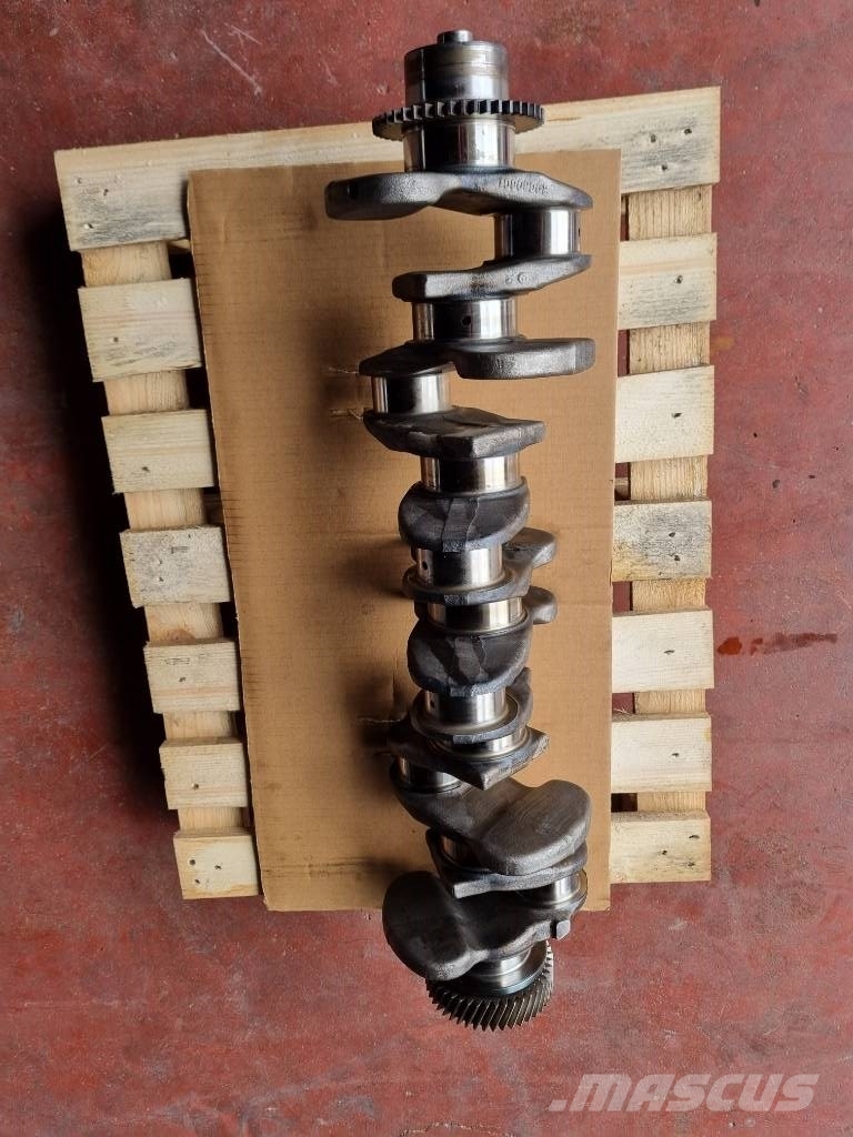 Mercedes-Benz CYLINDER HEAD Engines