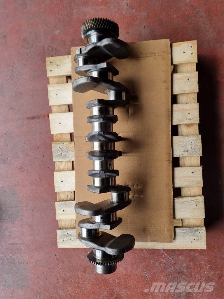 Mercedes-Benz CYLINDER HEAD Engines