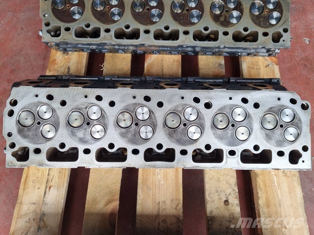 Mercedes-Benz CYLINDER HEAD Engines