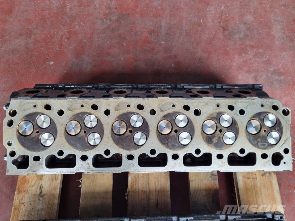 Mercedes-Benz CYLINDER HEAD Engines