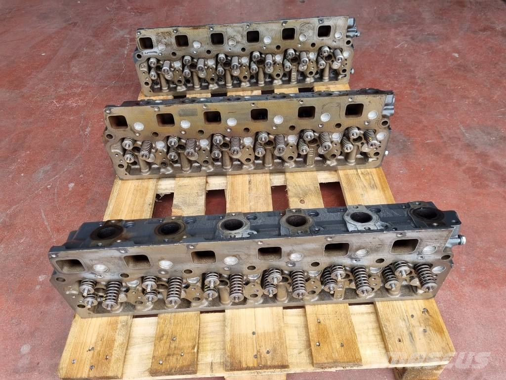 Mercedes-Benz CYLINDER HEAD Engines