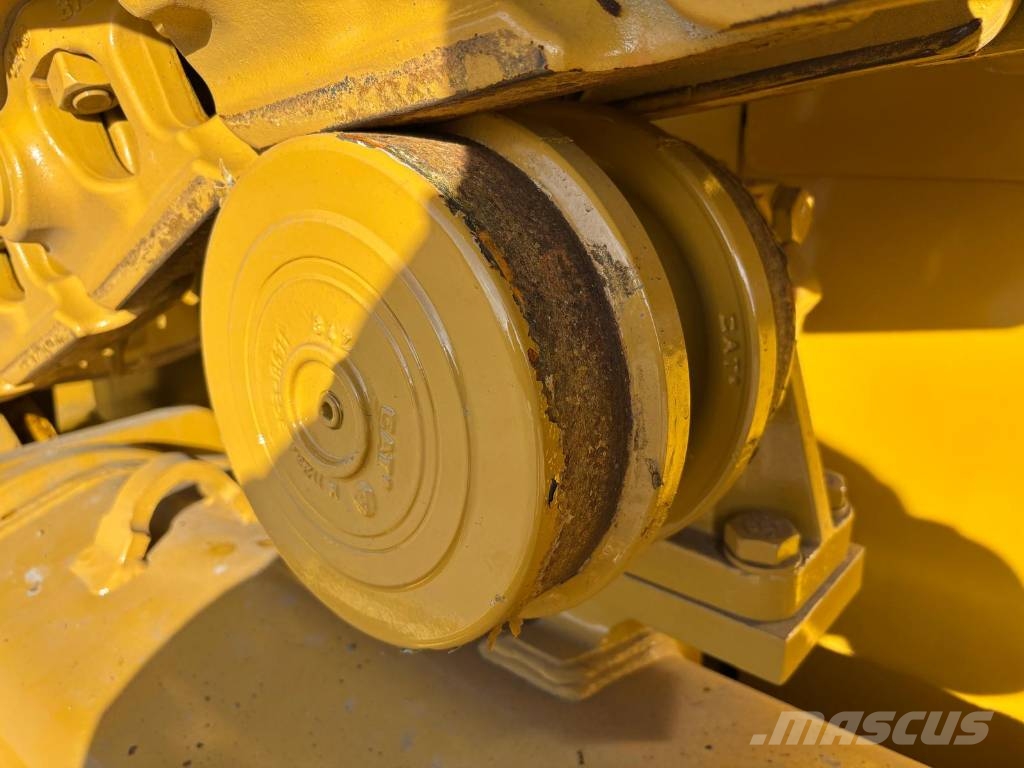 CAT D 6 GC (New / Non CE+EPA) Buldooserid