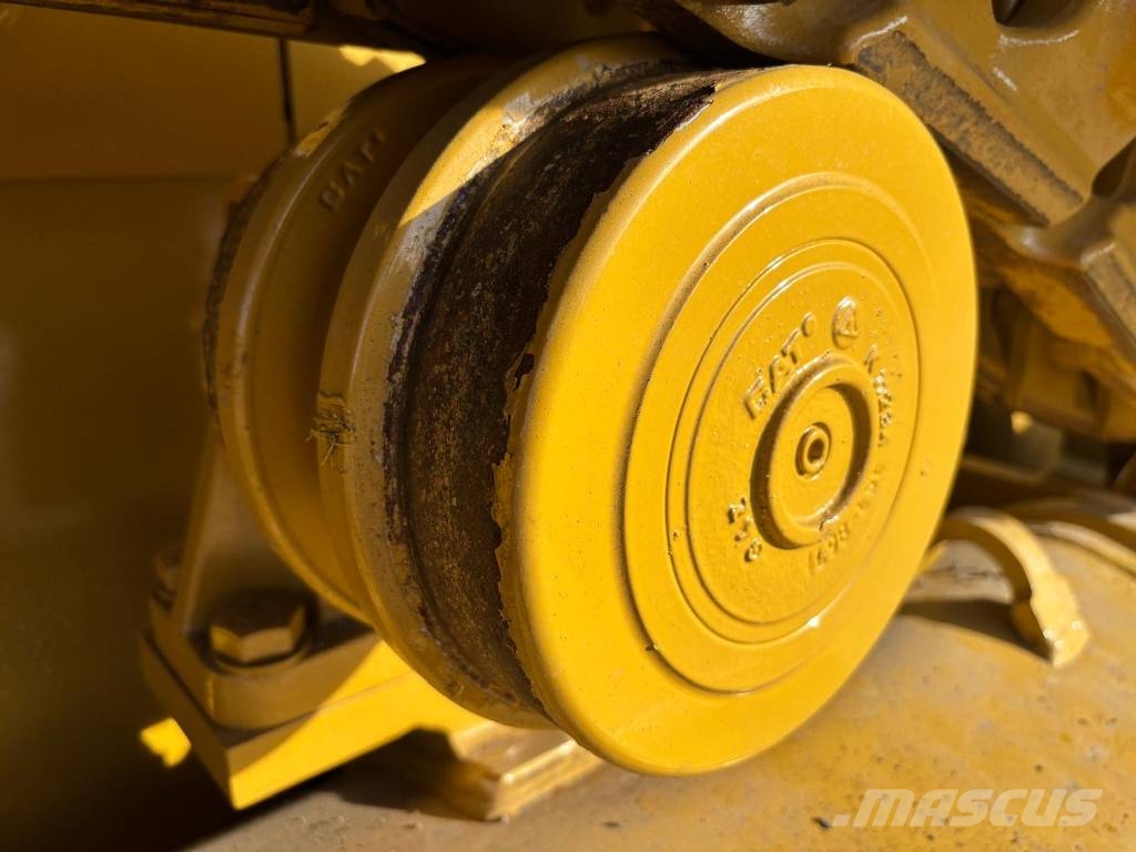CAT D 6 GC (New / Non CE+EPA) Buldooserid