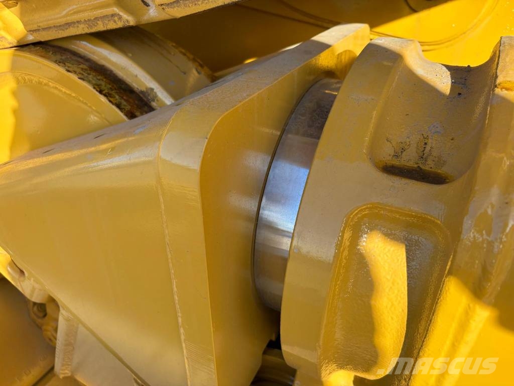 CAT D 6 GC (New / Non CE+EPA) Buldooserid