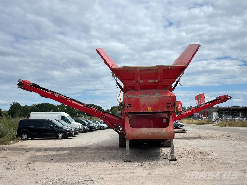 McCloskey R230 - Good Overall Condition / CE Certified Zeefinstallatie