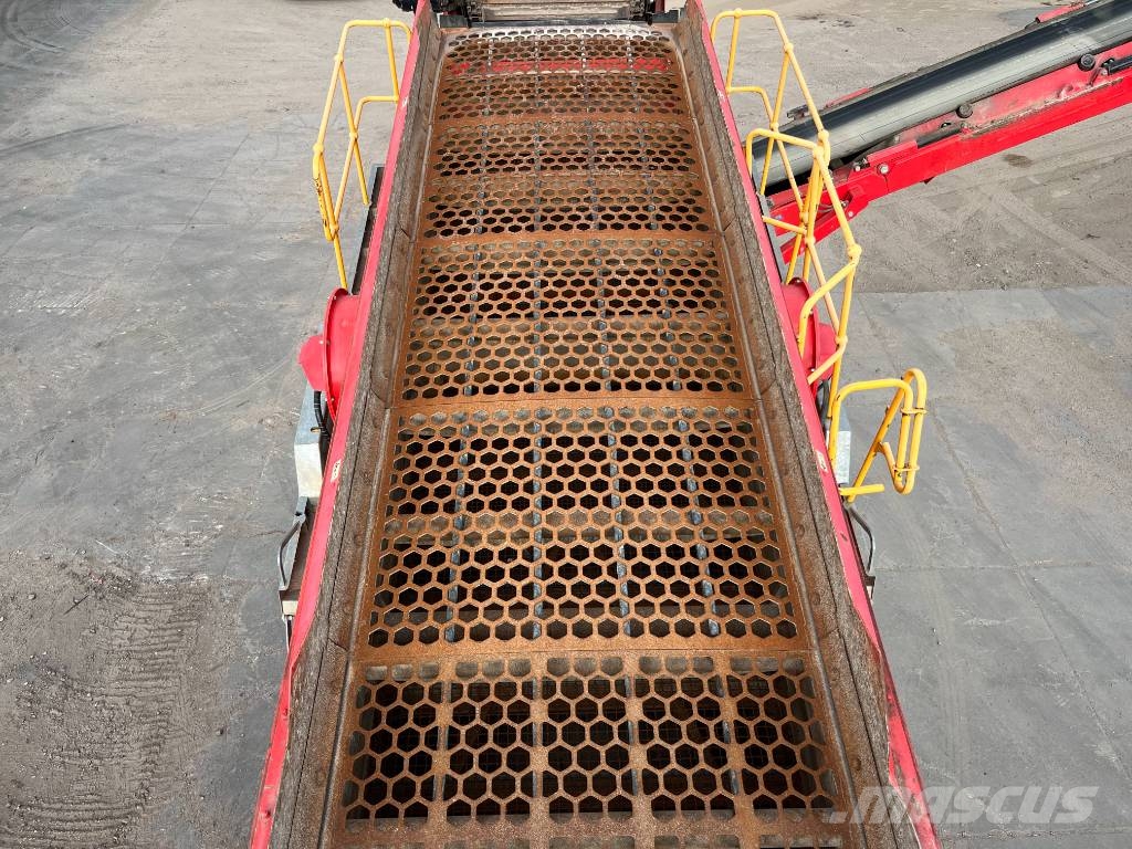 McCloskey R230 - Good Overall Condition / CE Certified Zeefinstallatie