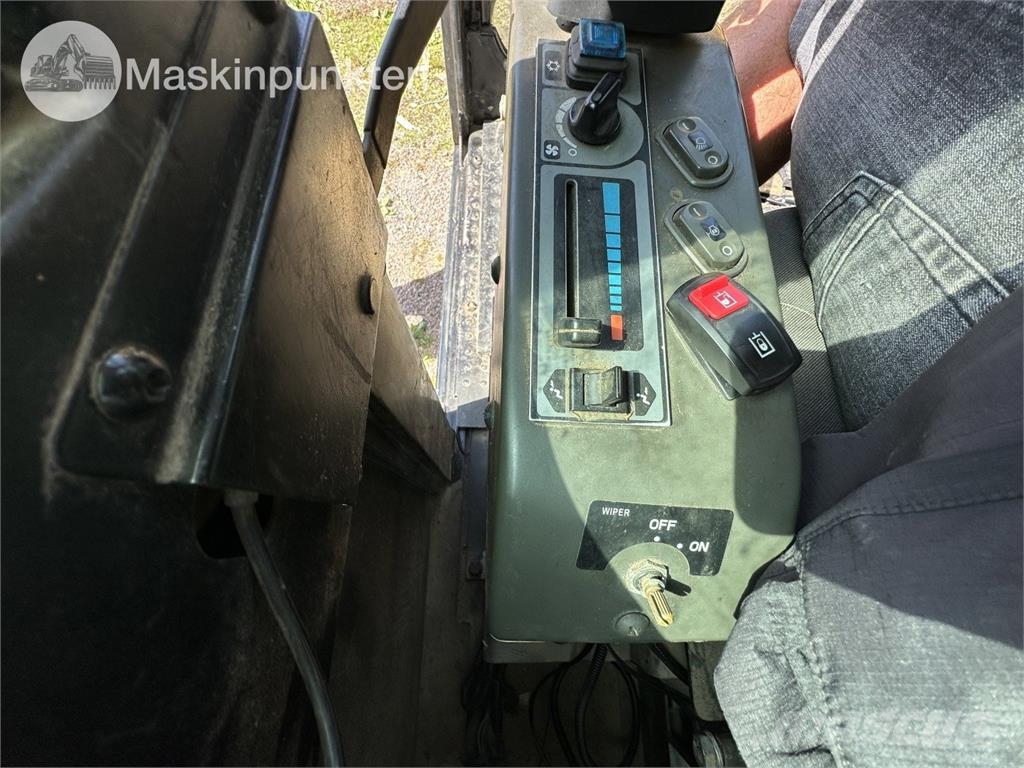 CAT 306 E2 Paletli ekskavatörler