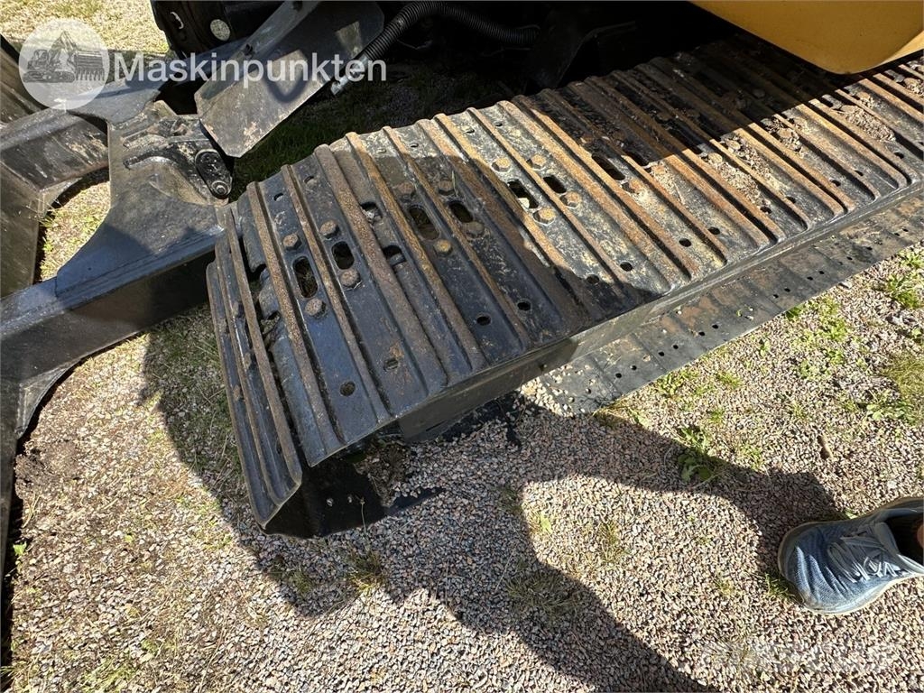 CAT 306 E2 Paletli ekskavatörler