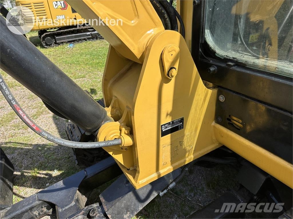 CAT 306 E2 Paletli ekskavatörler