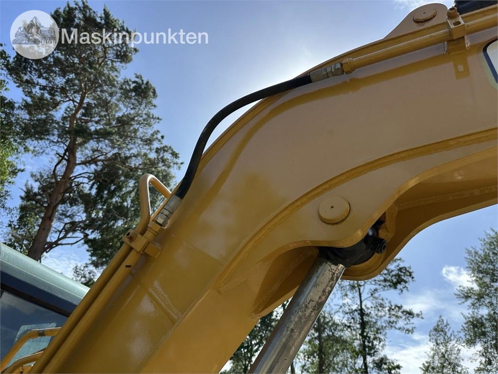 CAT 306 E2 Paletli ekskavatörler