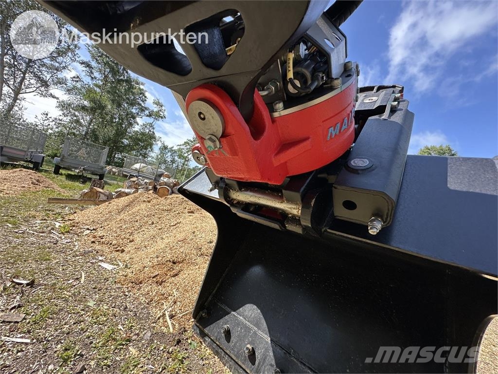 CAT 306 E2 Paletli ekskavatörler