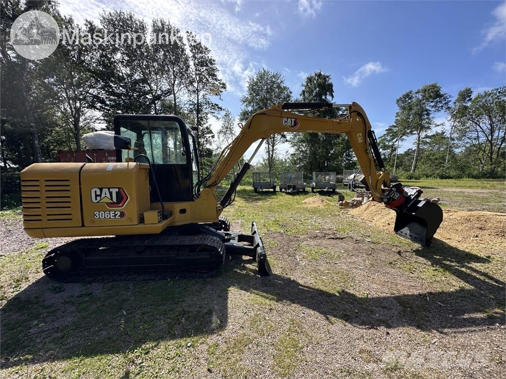 CAT 306 E2 Paletli ekskavatörler