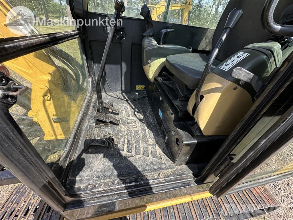 CAT 306 E2 Paletli ekskavatörler