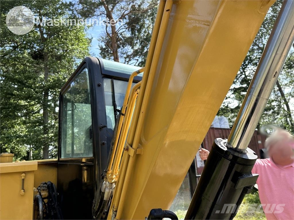 CAT 306 E2 Paletli ekskavatörler