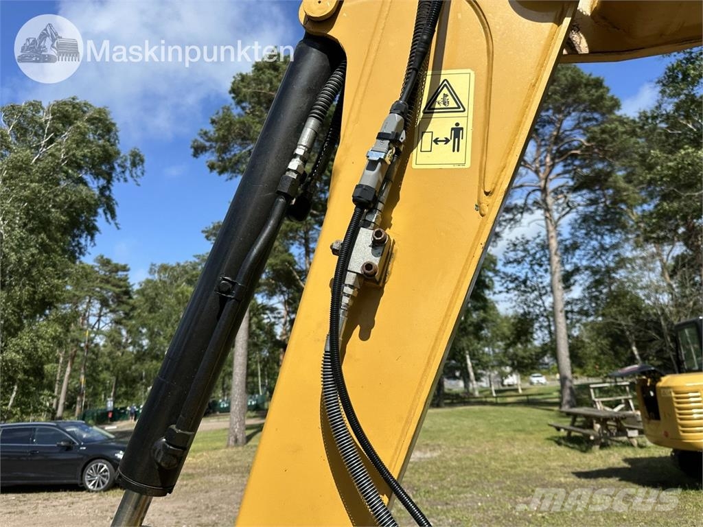 CAT 306 E2 Paletli ekskavatörler