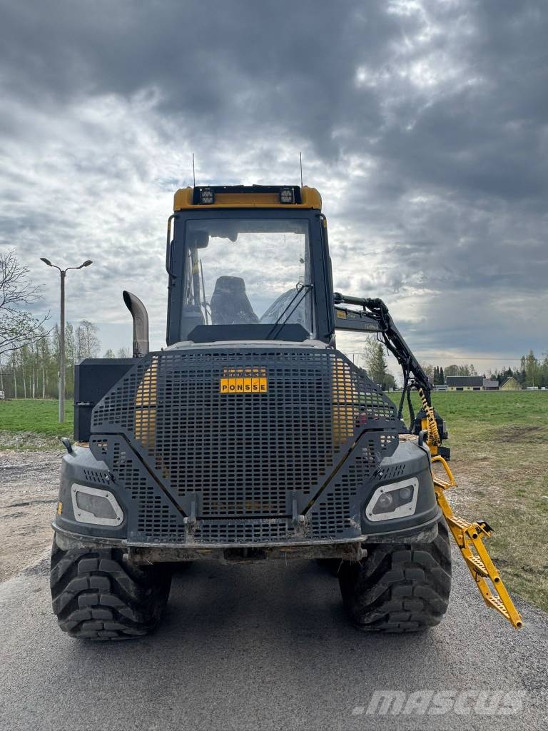 Ponsse Fox Harvesterit