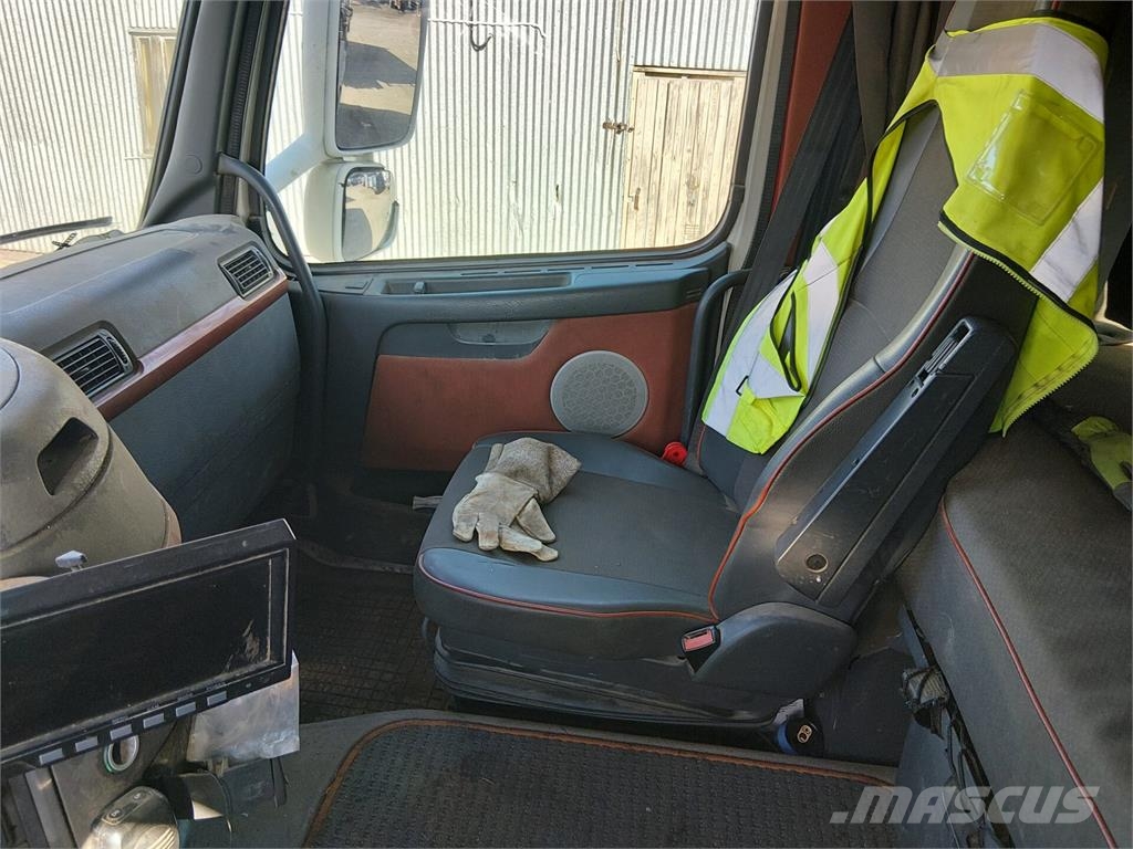 Volvo FH16 550 8x5 Грузовики-Самосвалы