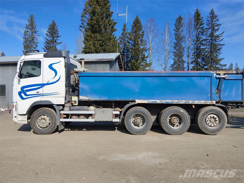 Volvo FH16 550 8x5 شاحنات قلابة