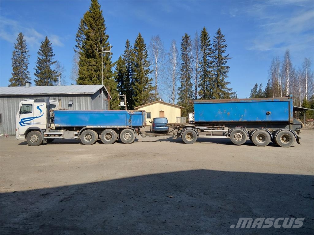 Volvo FH16 550 8x5 شاحنات قلابة