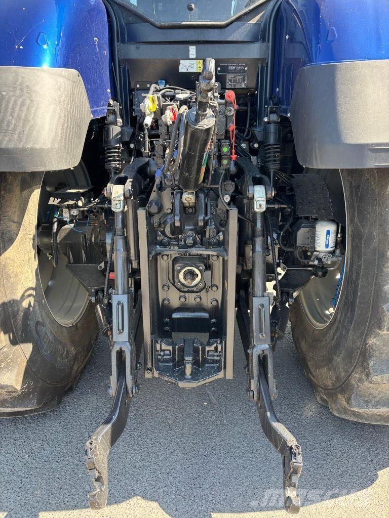 New Holland T7-315 Tractors