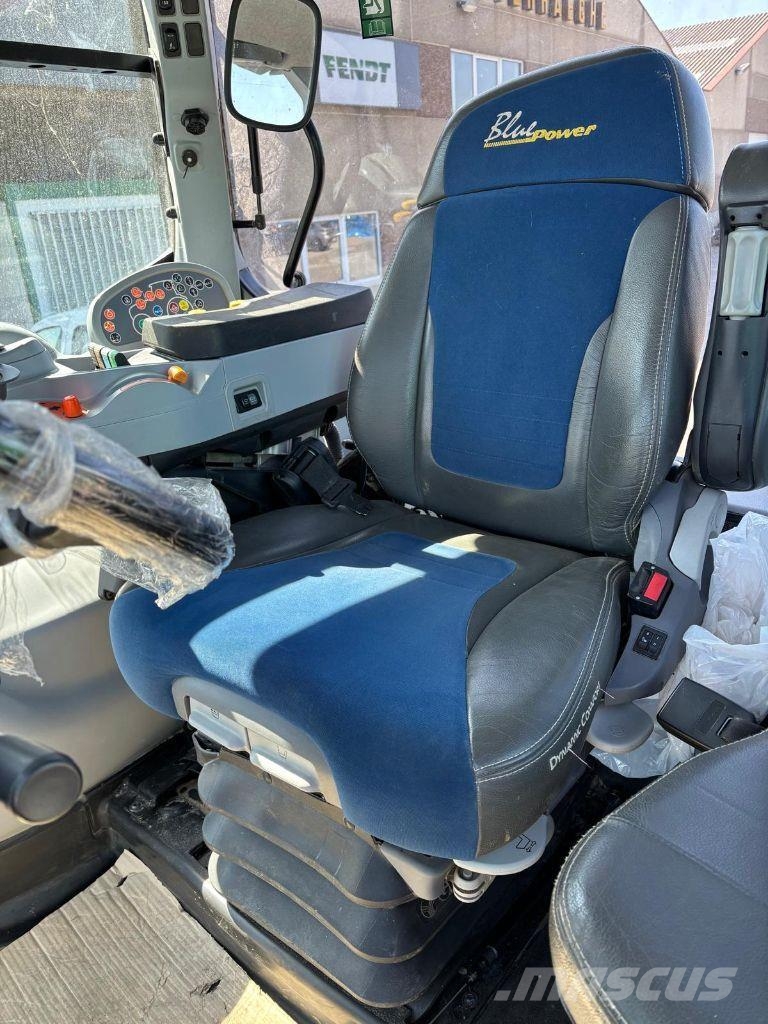 New Holland T7-315 Traktoren