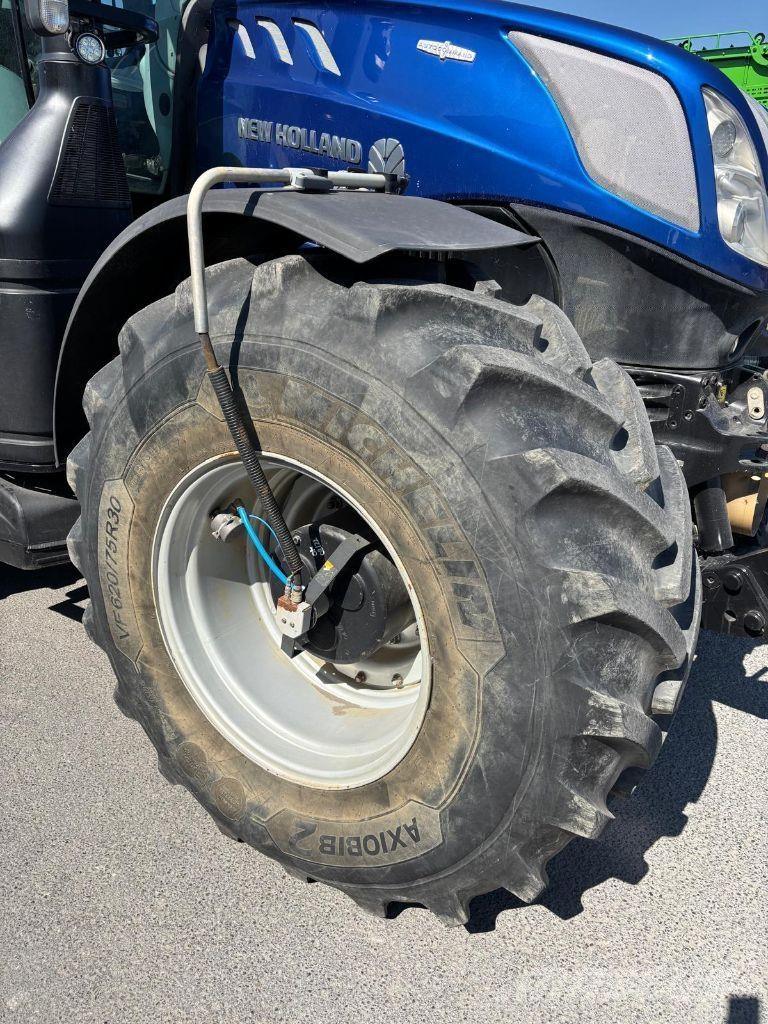 New Holland T7-315 Traktoren
