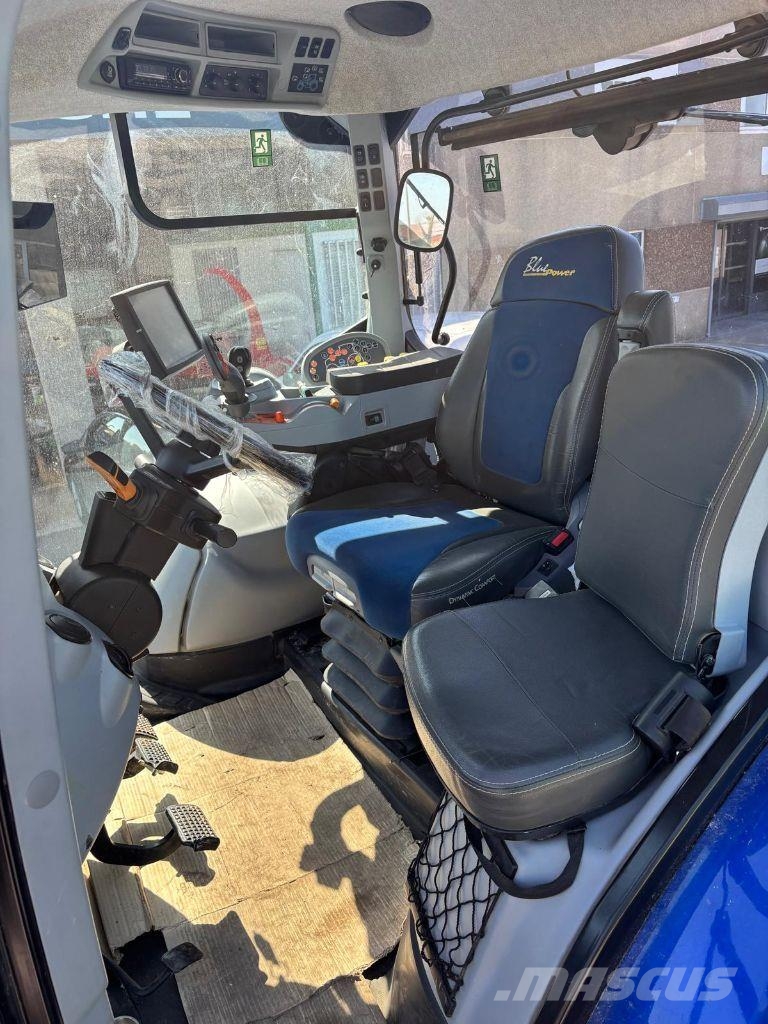 New Holland T7-315 Traktoren
