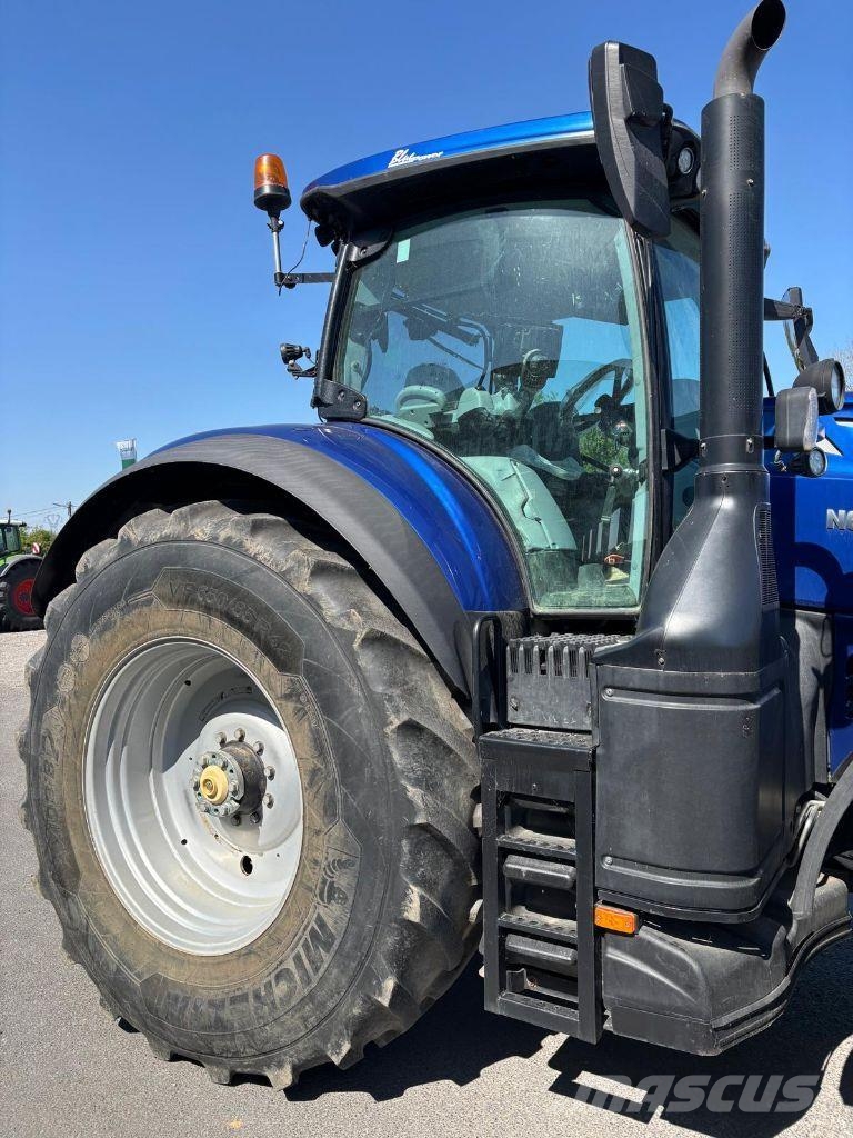 New Holland T7-315 Traktori