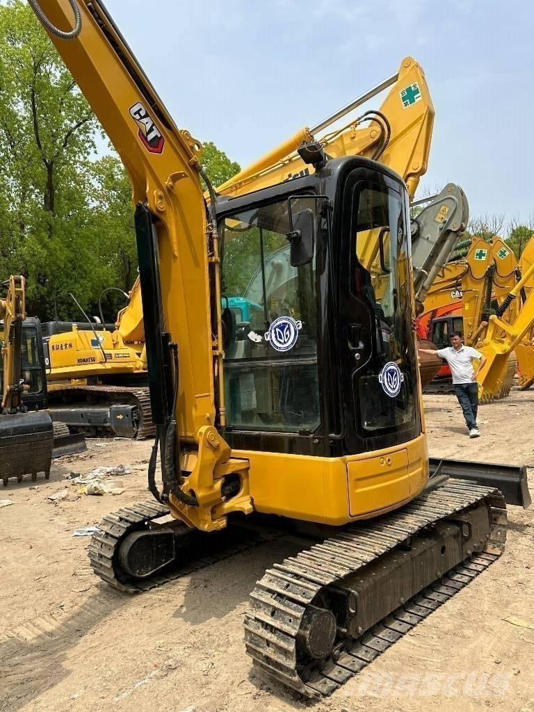 CAT 303.5E2 小型挖土機/掘鑿機<7t(小型挖掘機)