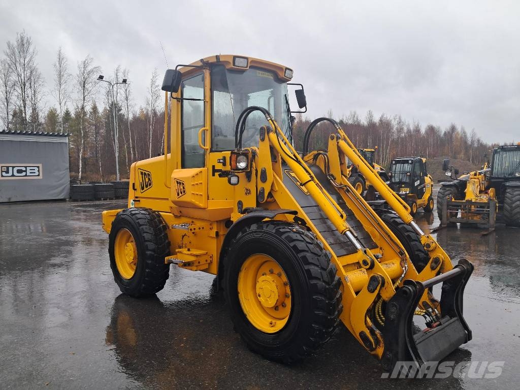 JCB 411B Pyöräkuormaajat