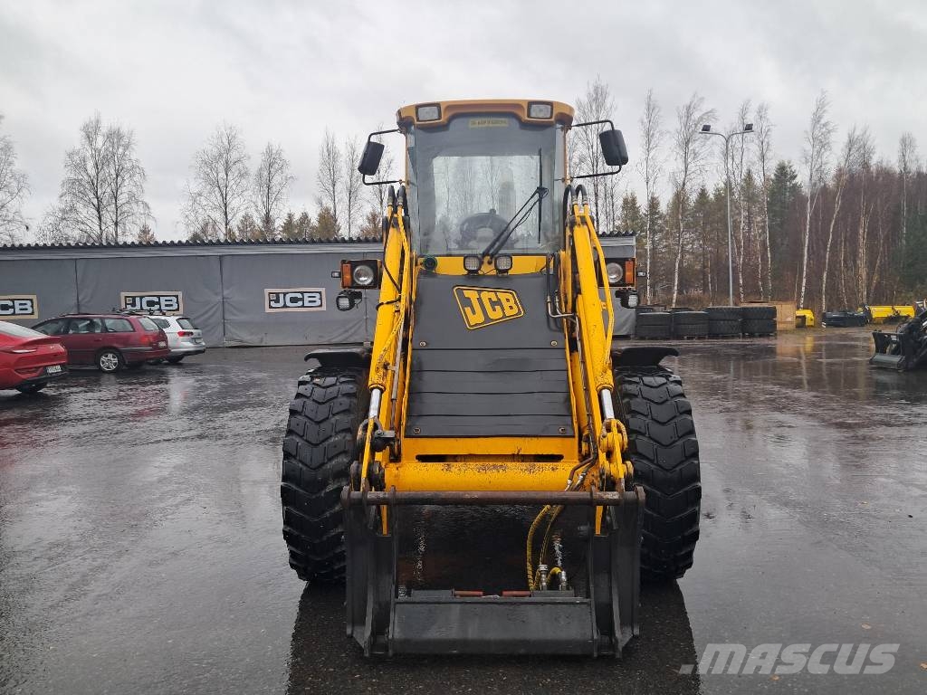 JCB 411B Pyöräkuormaajat