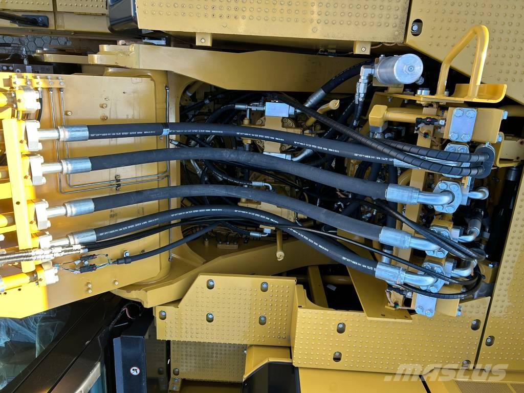 CAT 374 2024 with all hydr lines factory CE and EPA Rupsgraafmachines