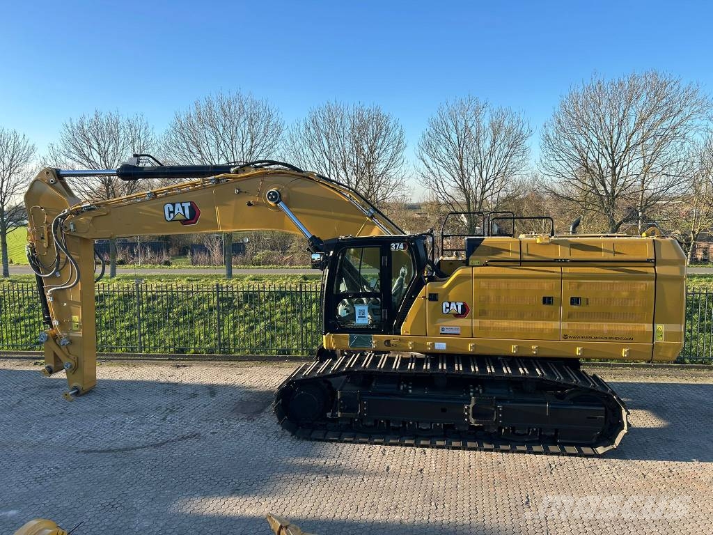 CAT 374 2024 with all hydr lines factory CE and EPA Rupsgraafmachines