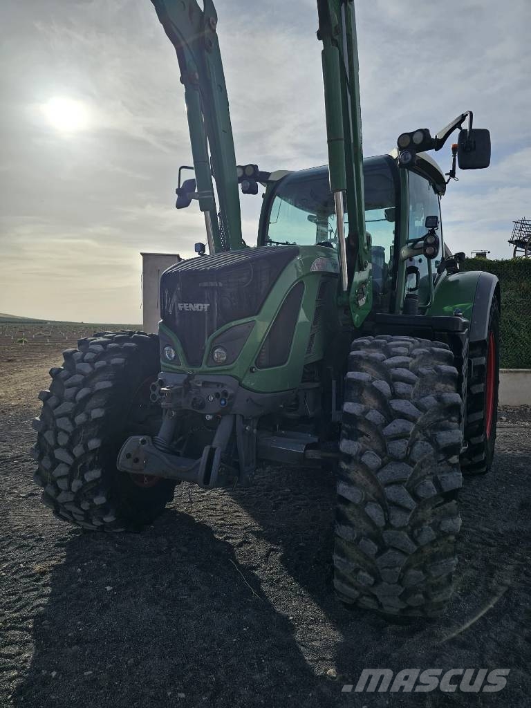 Fendt 720 Vario Tractores