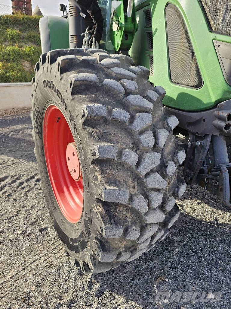 Fendt 720 Vario Tractores
