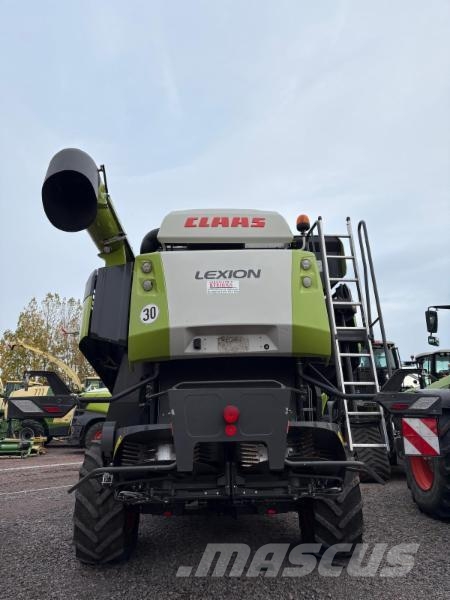 CLAAS LEXION 7700 Mähdrescher