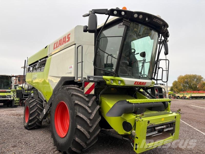 CLAAS LEXION 7700 Mähdrescher