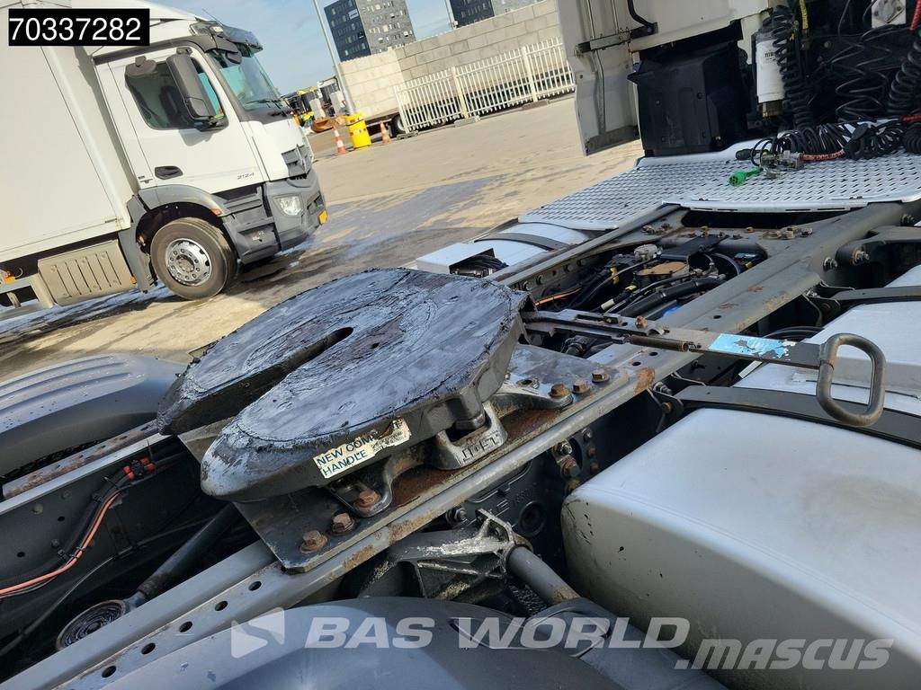 DAF XF 460 XF 4X2 SSC 2x Tanks ACC Naudoti vilkikai