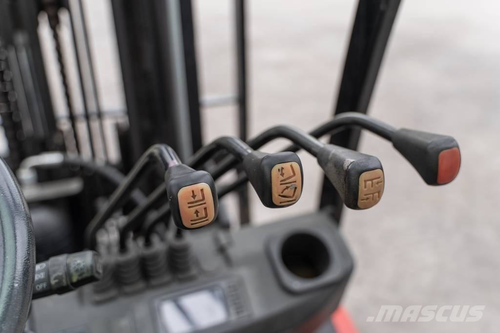 Manitou MI 30 D Dyzeliniai krautuvai
