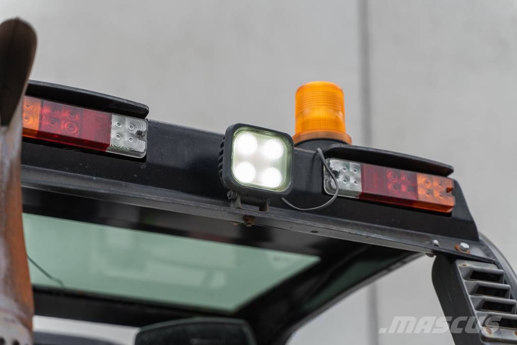 Manitou MI 30 D Dyzeliniai krautuvai