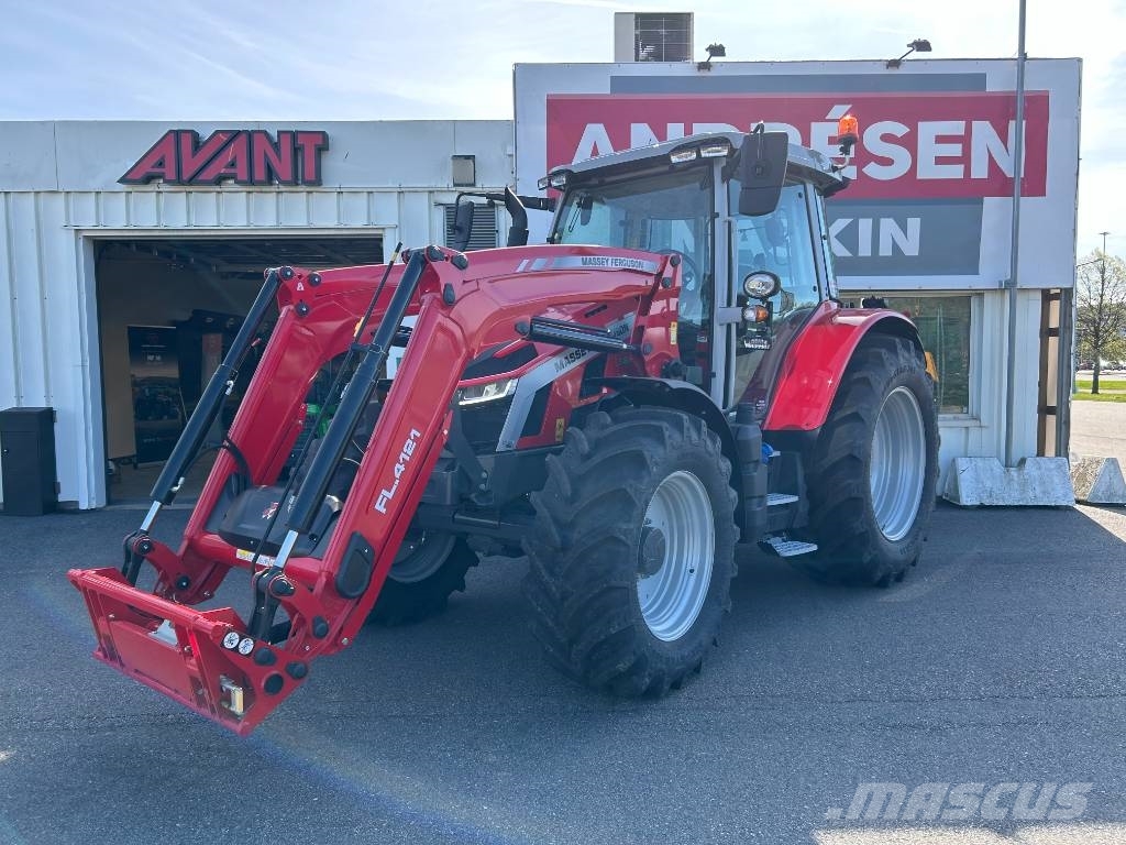 Massey Ferguson MF 5S.145 Dyna-6 EFFICIENT Traktorit