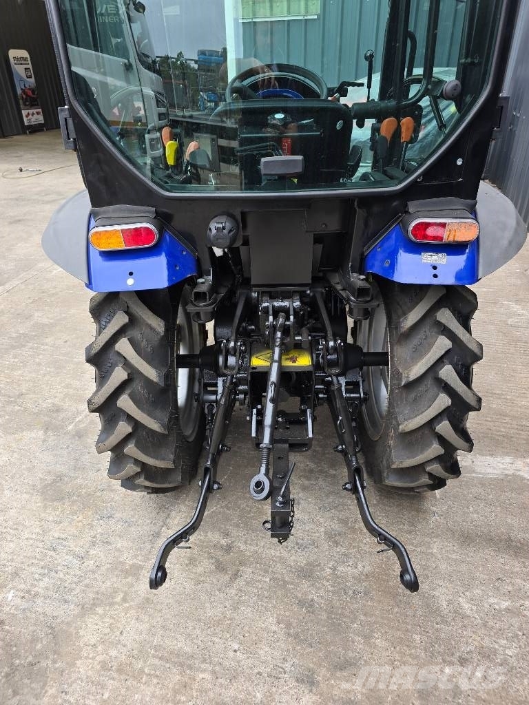 Farmtrac FT 26 Snow Salt Gritter Naudoti kompaktiški traktoriai